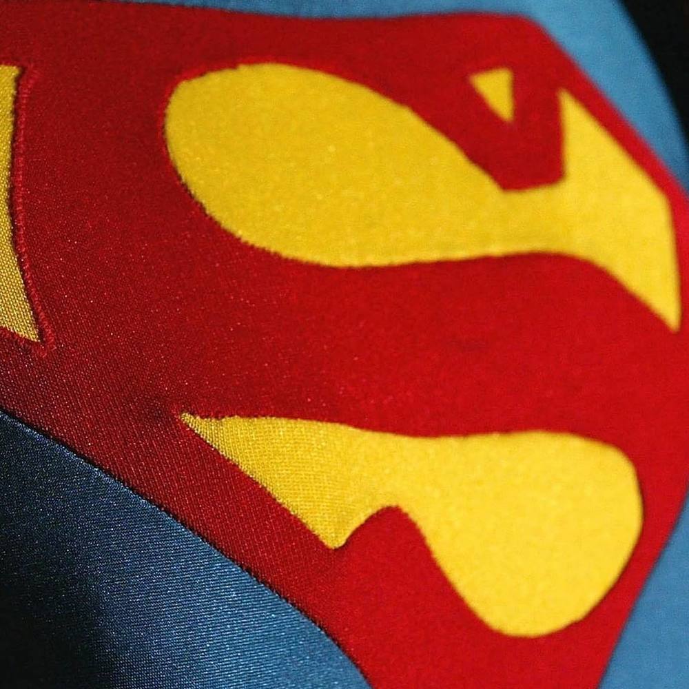 Meet your Posher, Tee